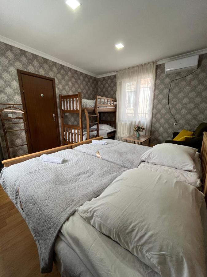 Hillside Guesthouse Боржомі Екстер'єр фото