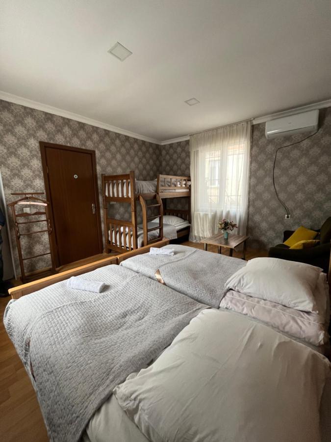 Hillside Guesthouse Боржомі Екстер'єр фото