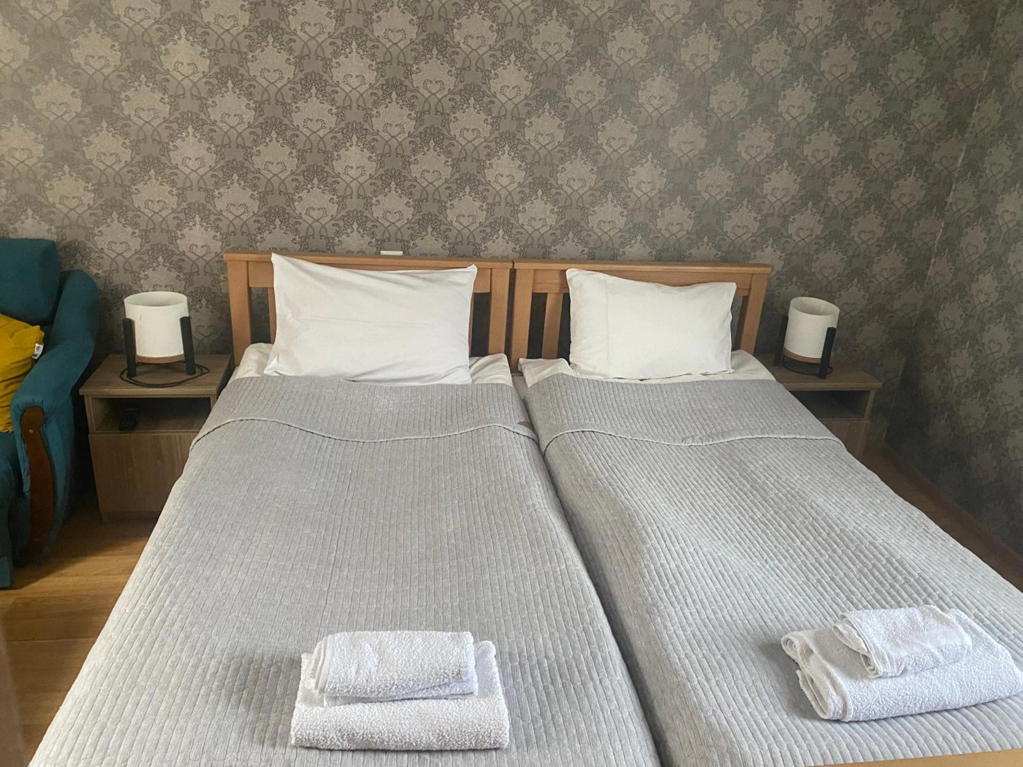 Hillside Guesthouse Боржомі Екстер'єр фото