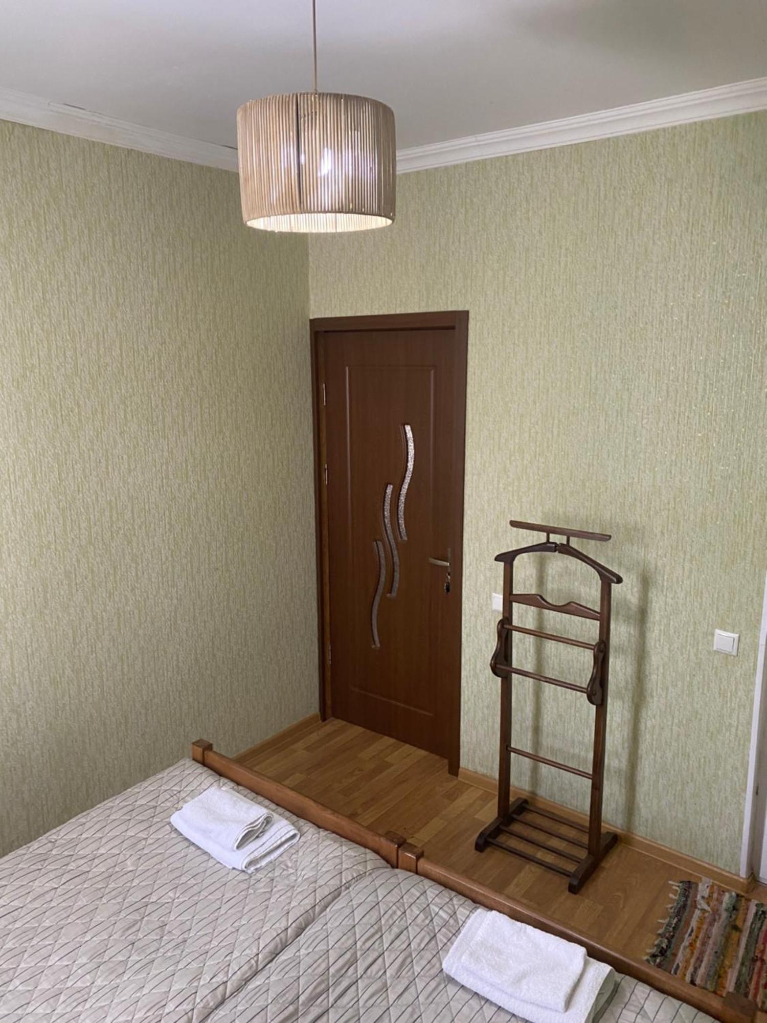 Hillside Guesthouse Боржомі Екстер'єр фото