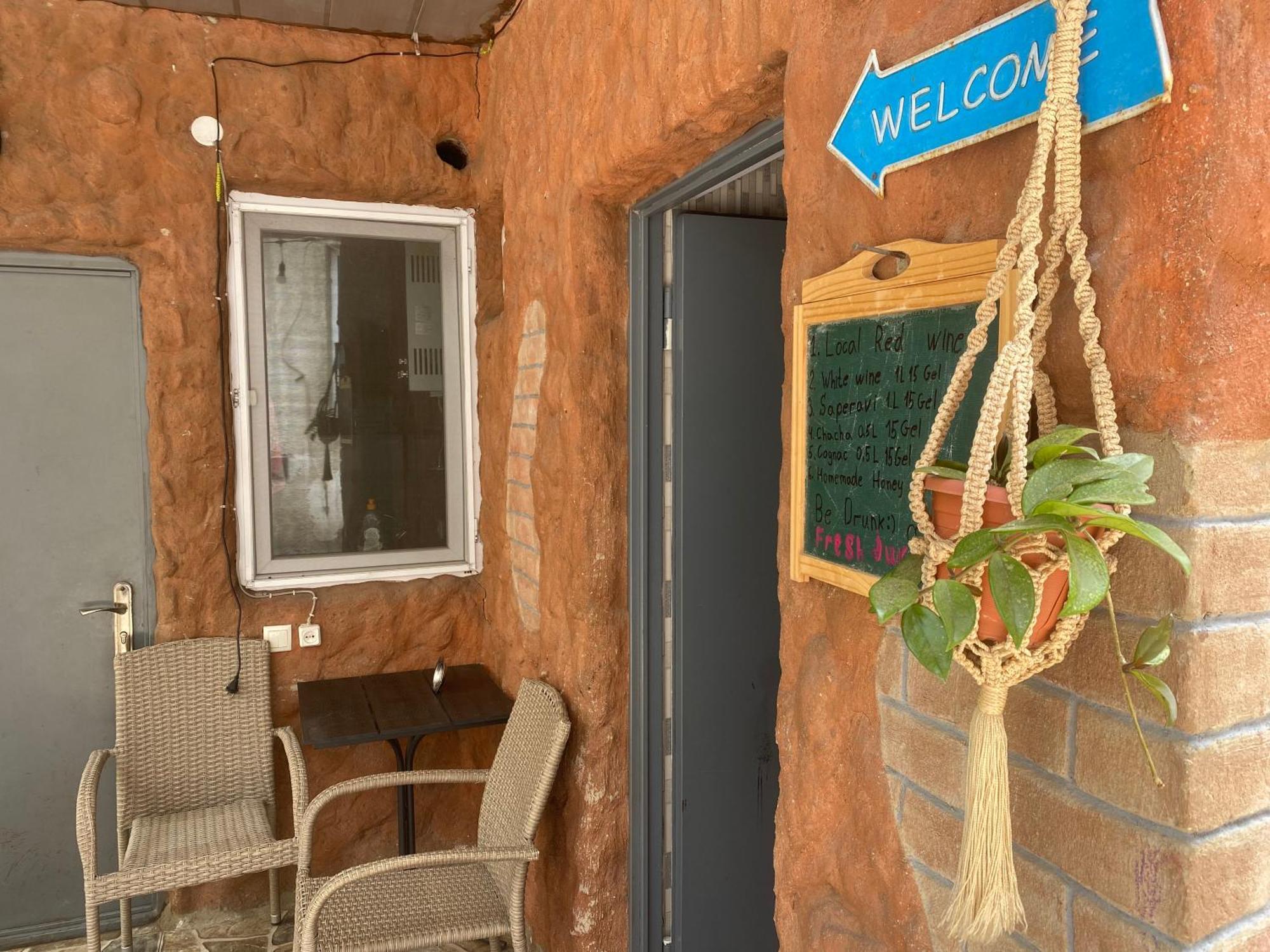 Hillside Guesthouse Боржомі Екстер'єр фото